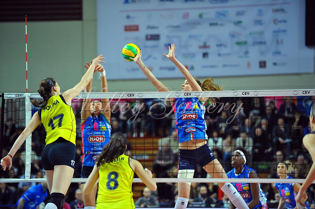 Igor NO-Fenerbahce SK Istanbul (06)